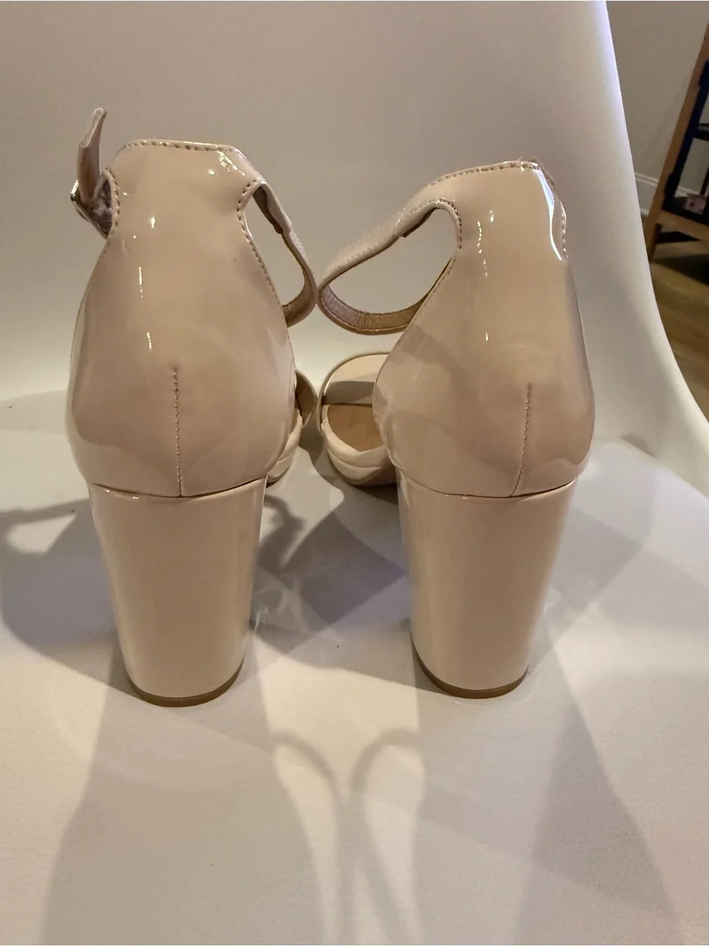 ❌Chinese Laundry Nude Patent Block Heel Sandals